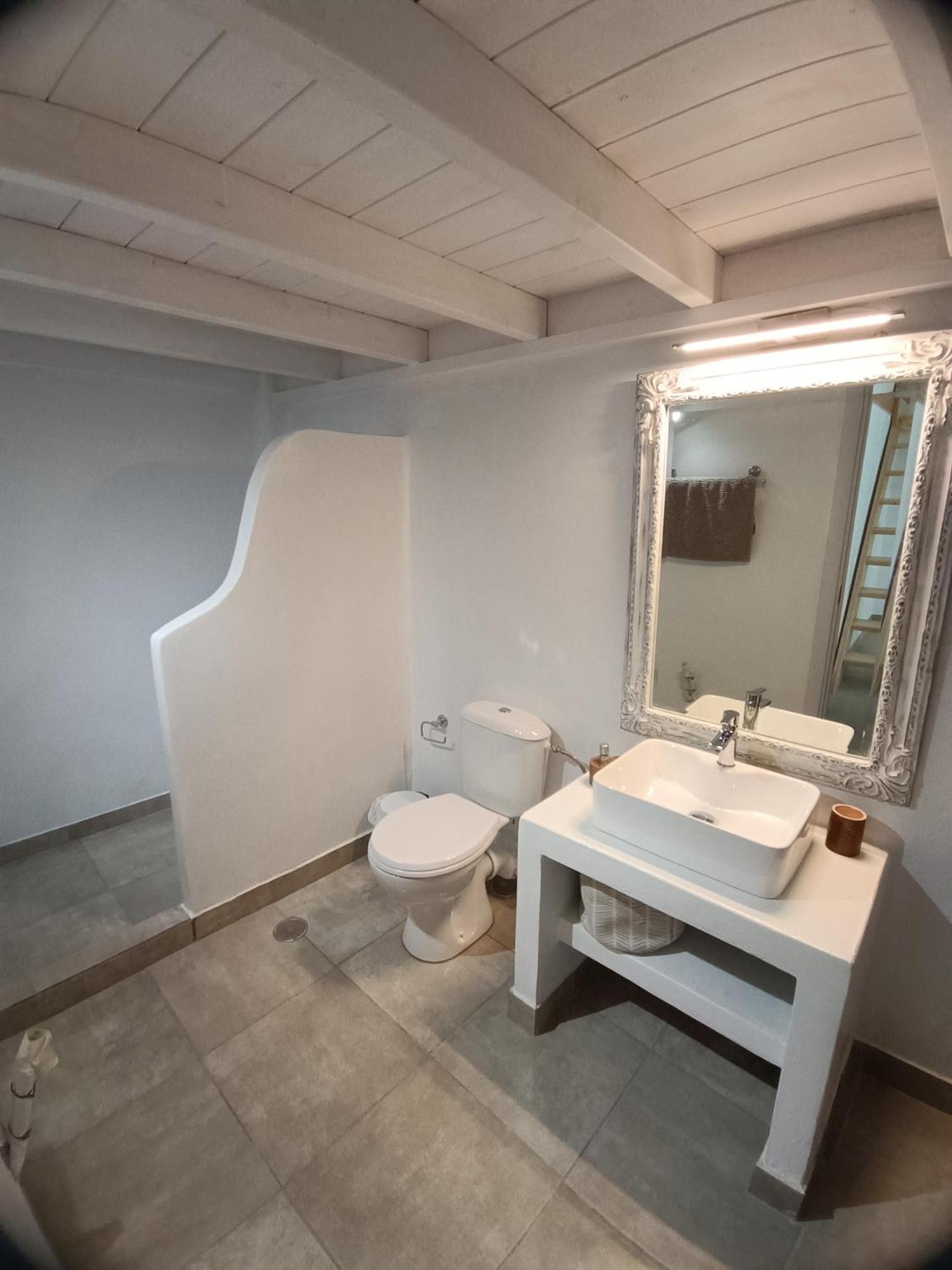 Tinos Youth Apartment Eksteriør billede